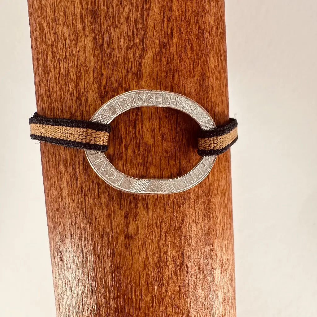 Bracelet Franc contour et élastique bleu et sable Homme argenté  