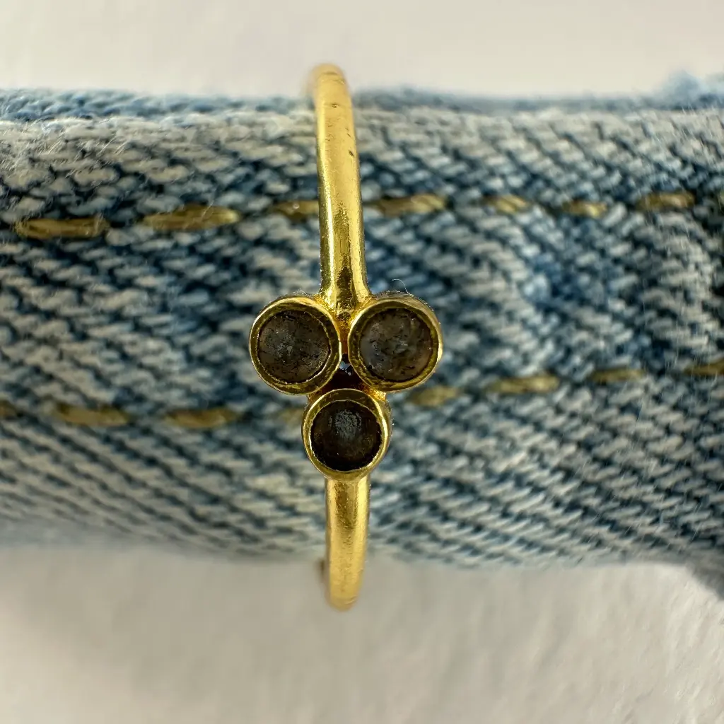 Bague sol 3 labradorites T52