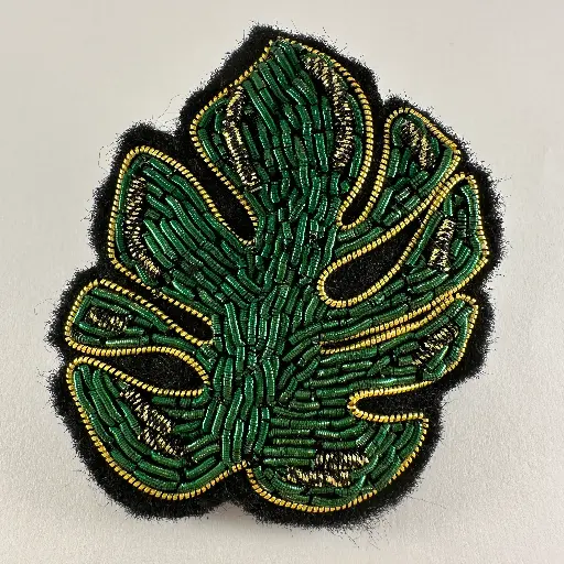 Enya création broche feuille