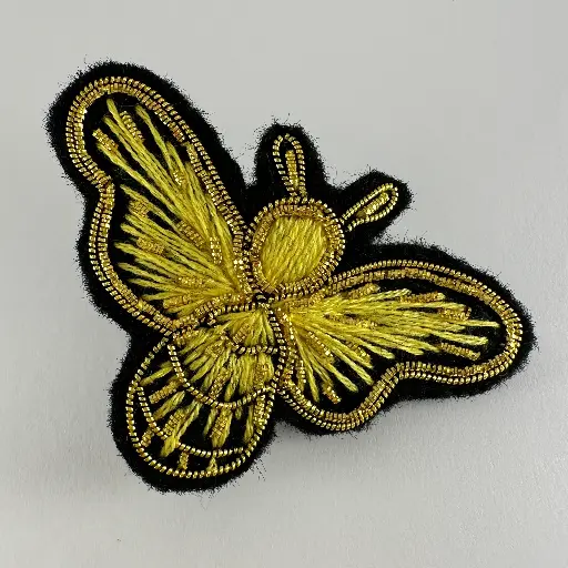 Enya création broche Abeille